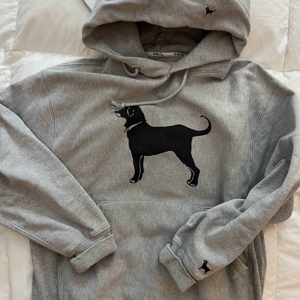 Men’s Heavyweight Black Dog Hoodie. Size Small